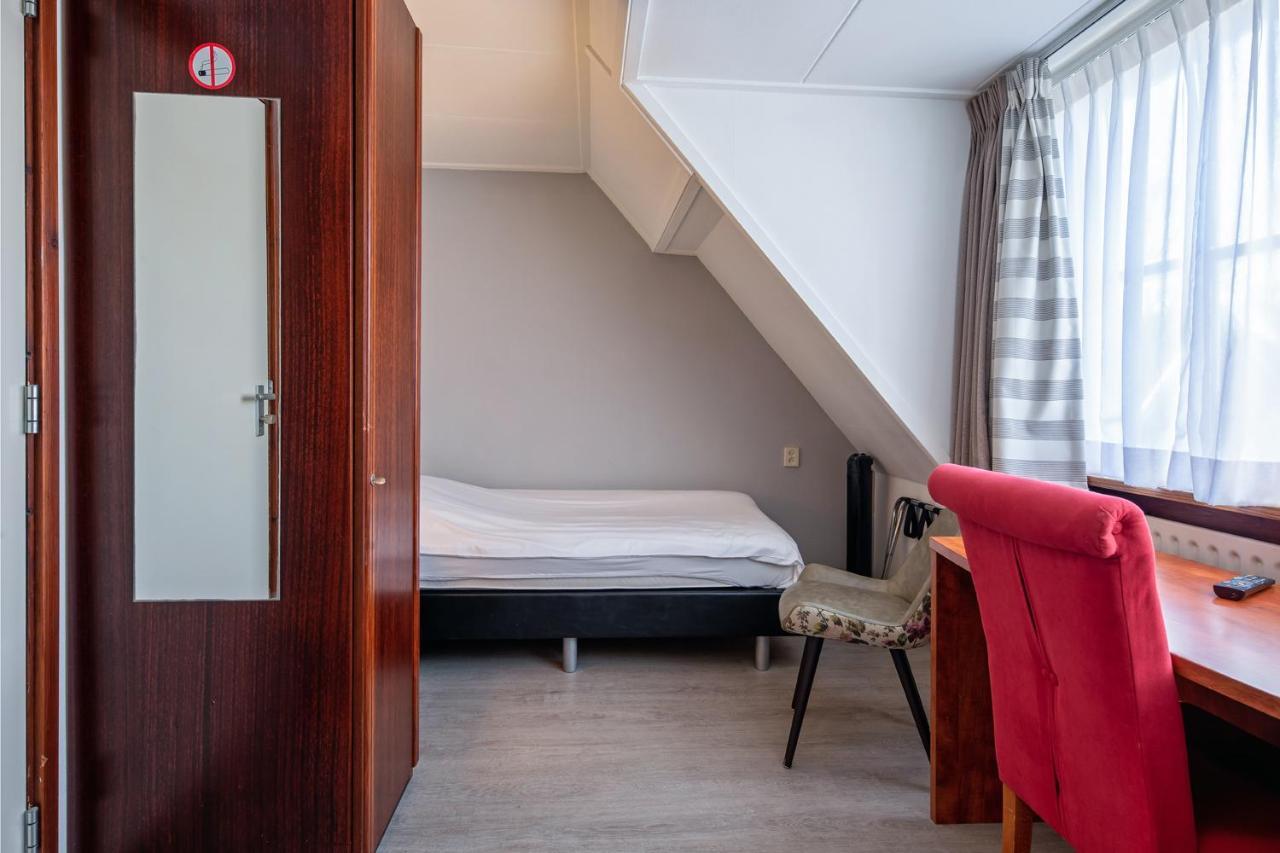 B&B Hotel Rebecca Де-Вал Экстерьер фото